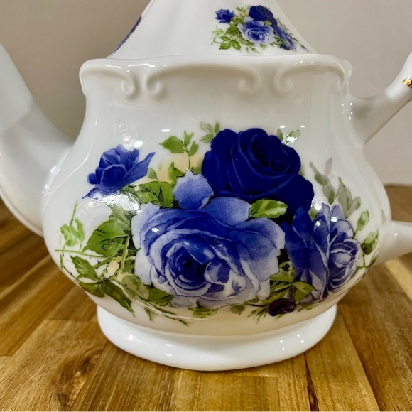 Porcelain Large Gloss White TeaPot with Dark Blue Purple Roses Gold Trim - Picture 3 of 16